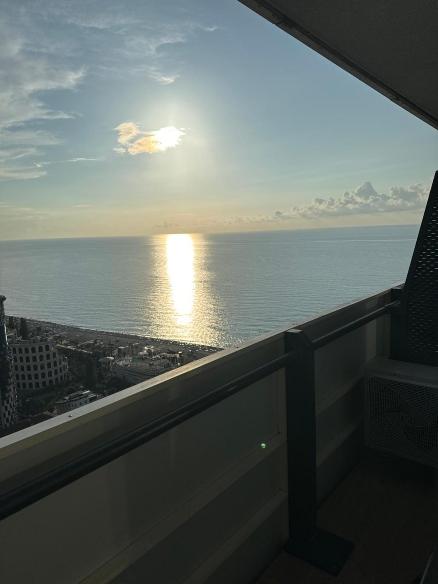 Orbi City Panorama Vip Apartment Batumi Ngoại thất bức ảnh